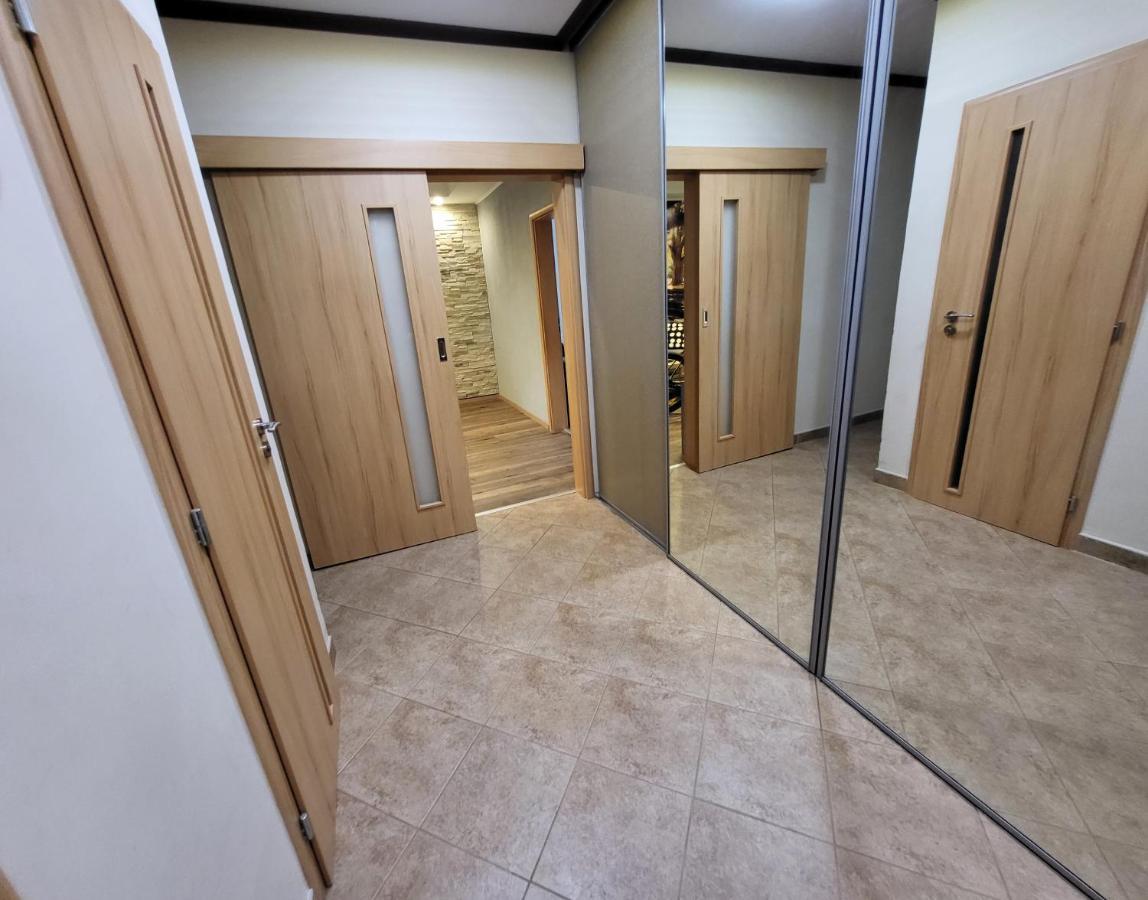 Apartman George Братислава Экстерьер фото